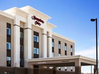Hampton 3* Fairmont